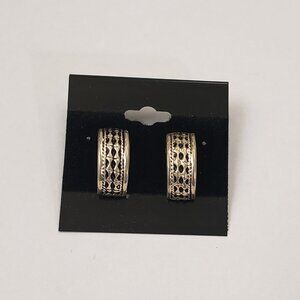 Silver tone, wide, small filigree pierced post fashion 3/4 hoop earrings